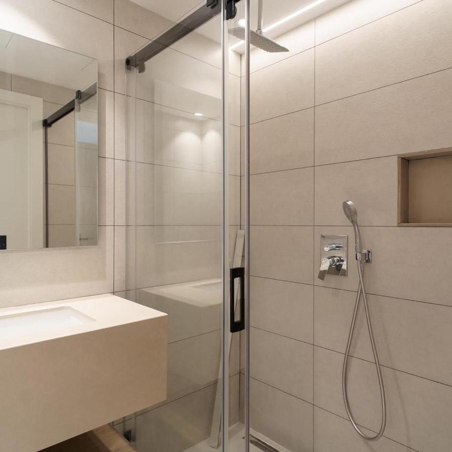 AzuLine Hotel M 42/42