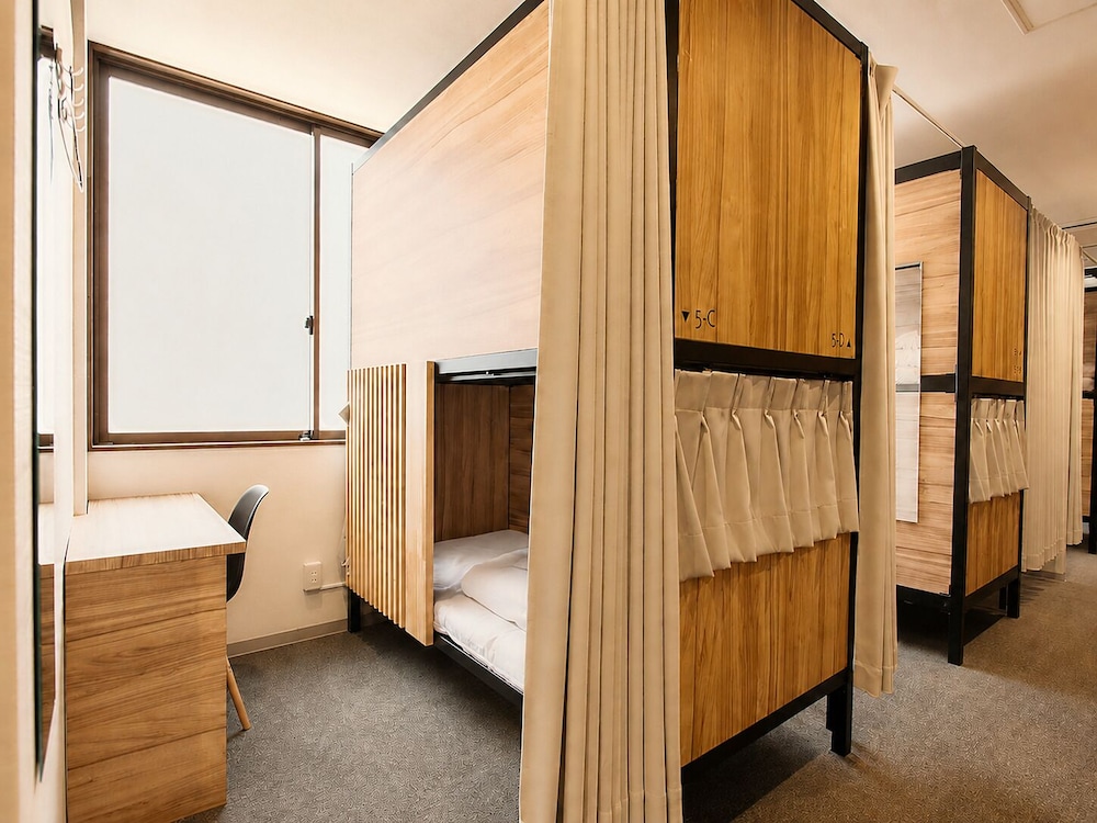 Namba Guesthouse HIVE - Hostel 16/65