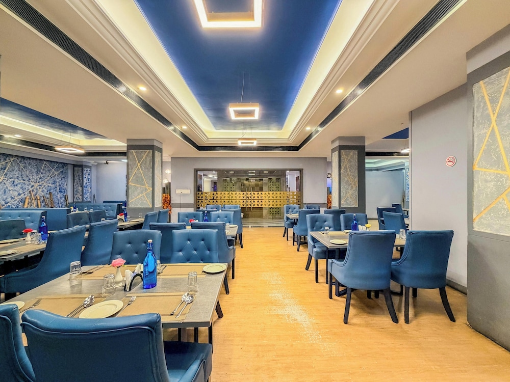 Zip By Spree Hotels Surabi International 37/58