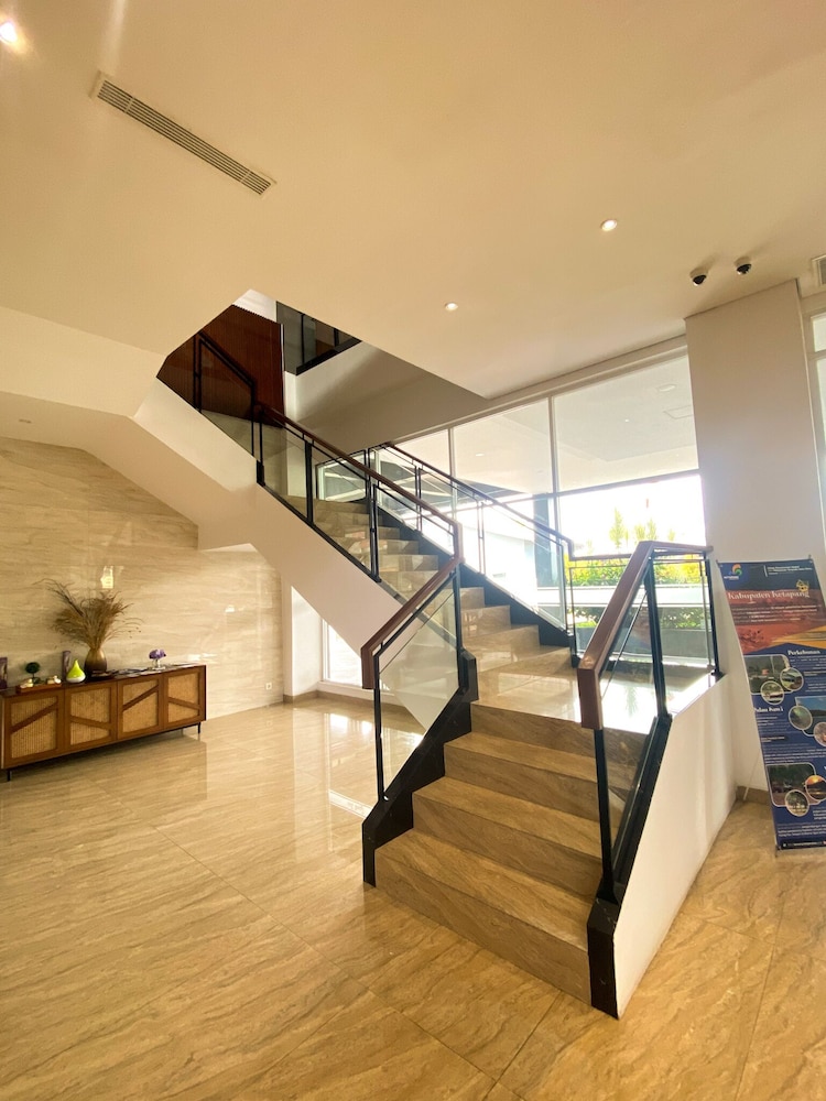 Grand Zuri Ketapang 39/58