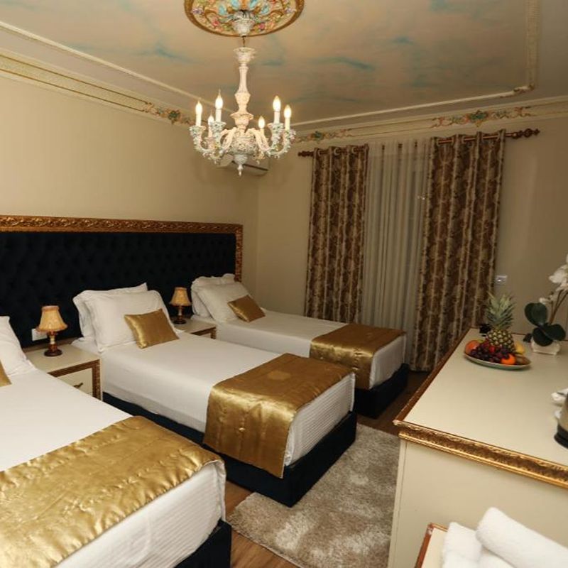 Empire Hotel 21/50