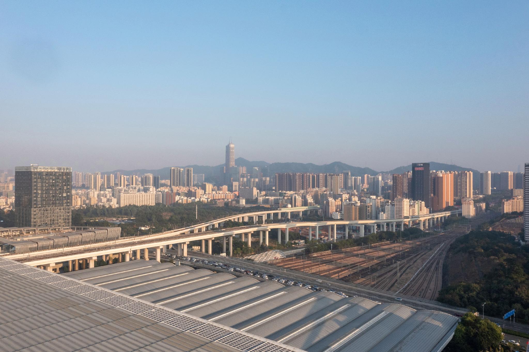 Vienna International Hotel (Shenzhen North Railway Station) 26/54