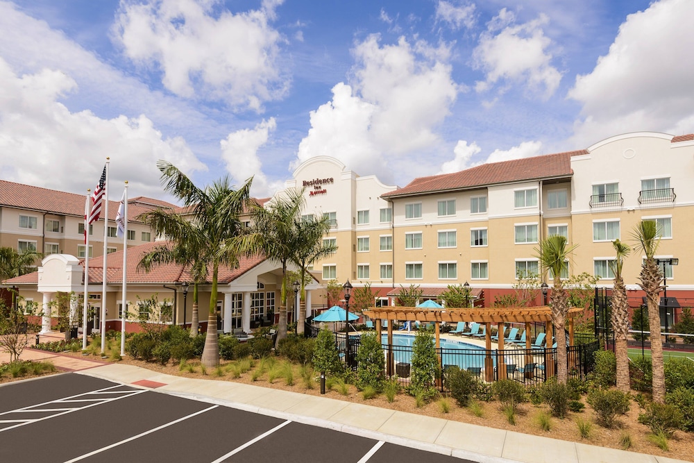 Residence Inn Fort Myers at I-75 and Gulf Coast Town Center 3/53