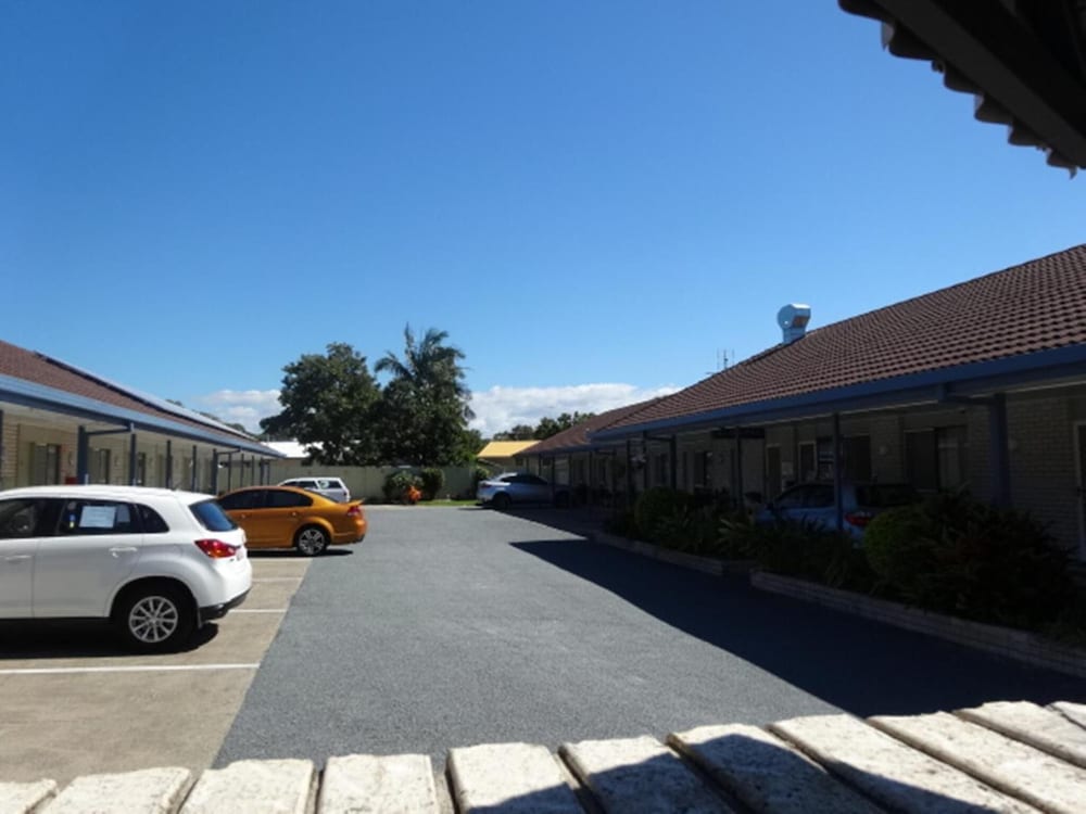 Twin Towns Motel 35/46