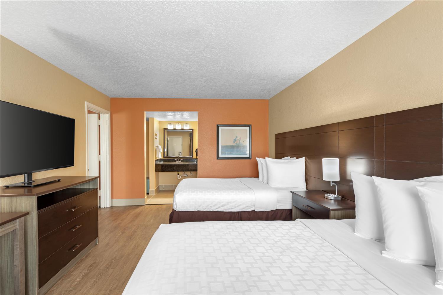 Suite, 2 Double Beds, 2 Bathrooms, Sofa