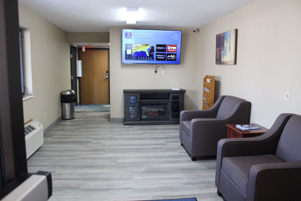 Reston Inn & Suites 30/50