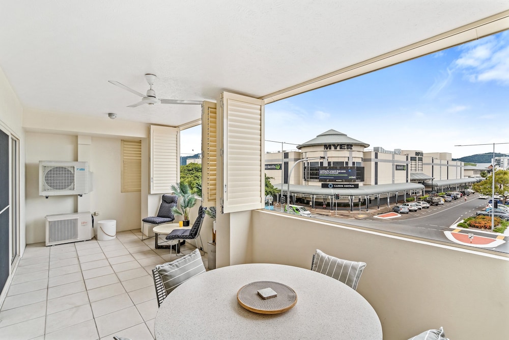 Cairns City Apartments 27/61
