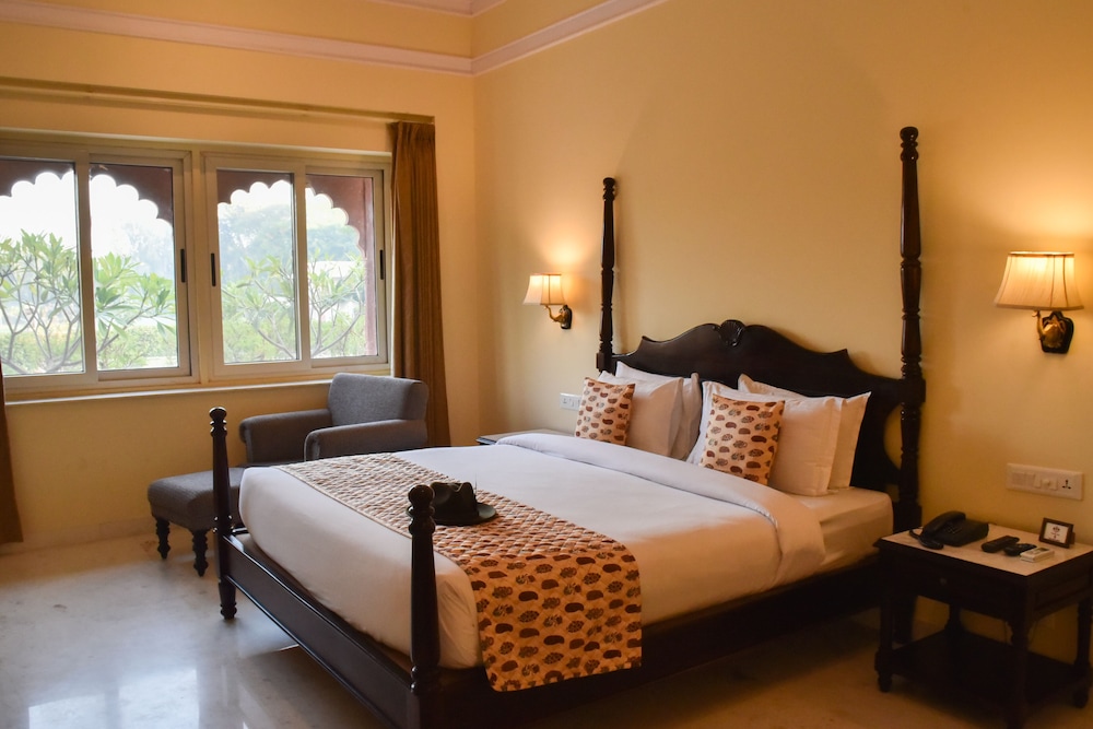 Umaid Lake Palace 21/50
