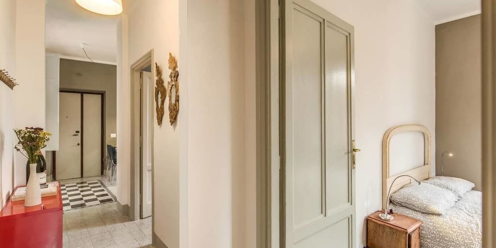 Monti - Coliseum 3 bedroom apartment 25/32
