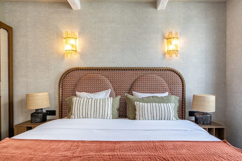 Hotel Suzie Blue 18/50