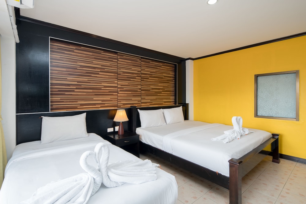 Royal Beach Residence 27/50