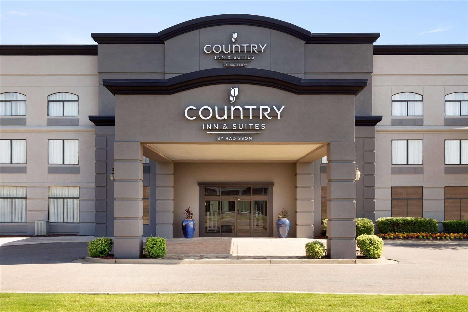 Country Inn & Suites by Radisson, Wolfchase-Memphis, TN 2/18
