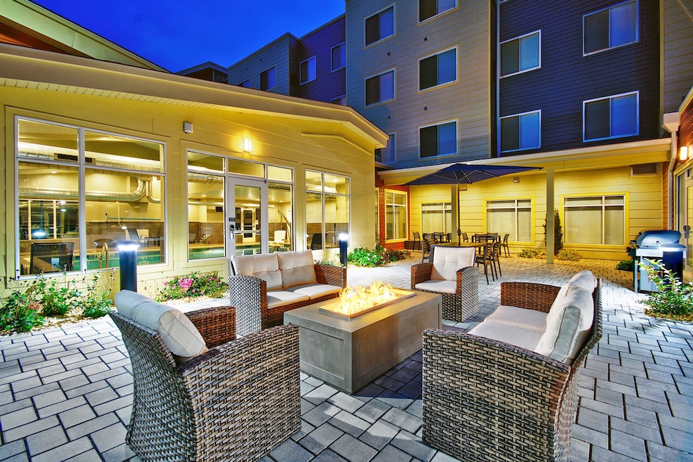 Residence Inn by Marriott Reading 27/39