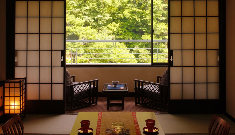 Isshinkan 37/49