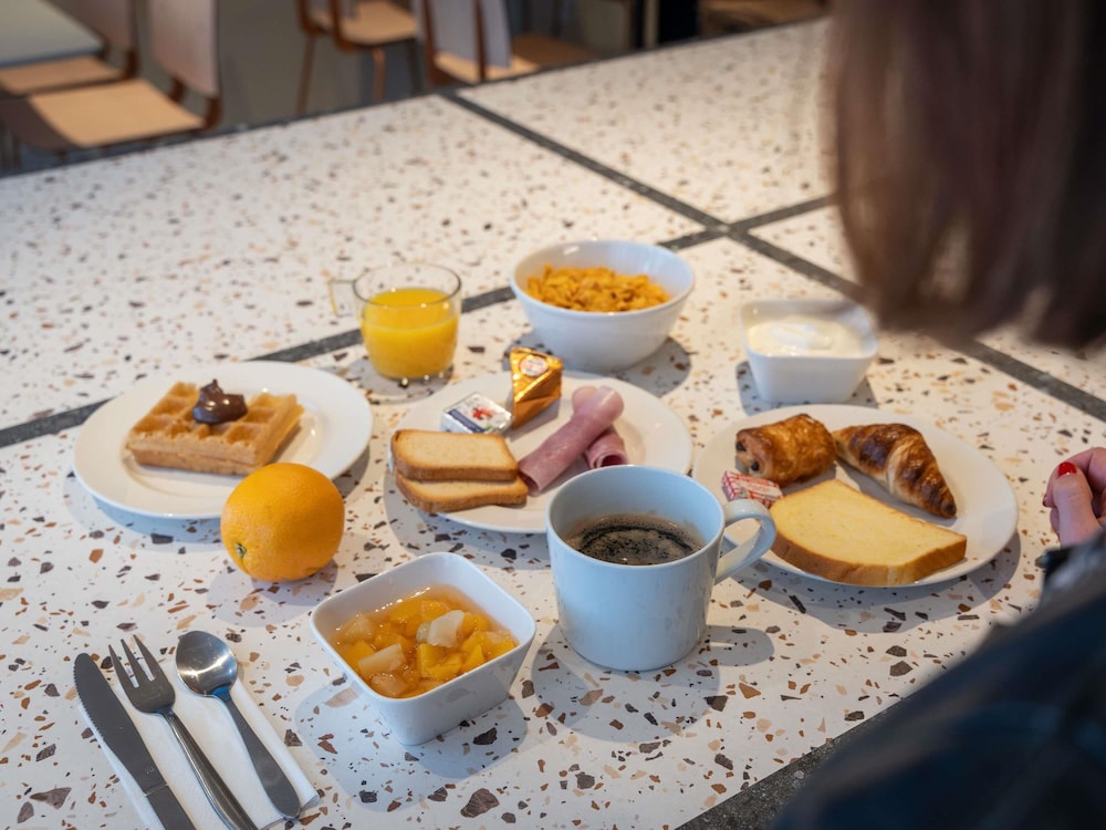 Ibis Budget Rennes Cesson 48/63