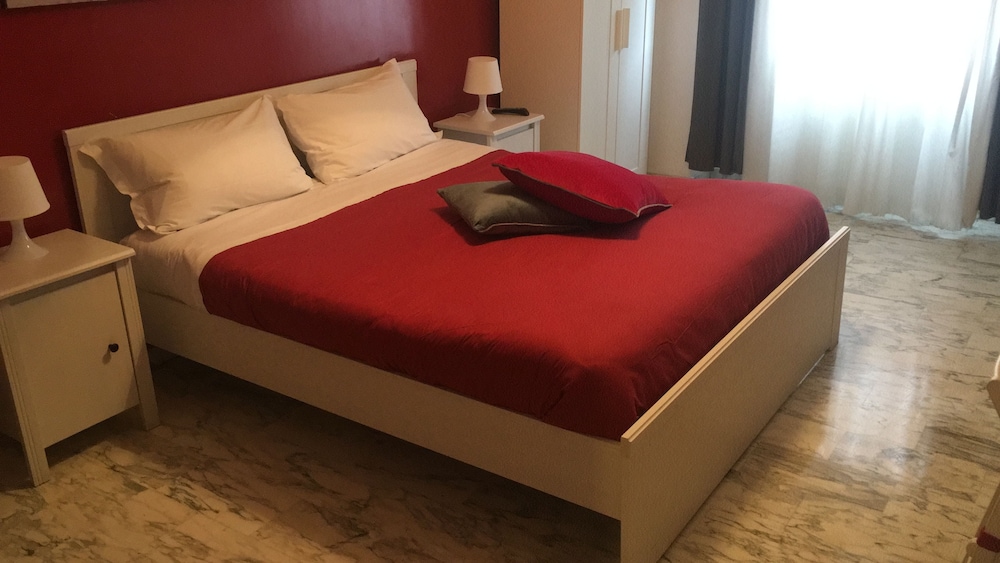 STANDARD, DOUBLE BED