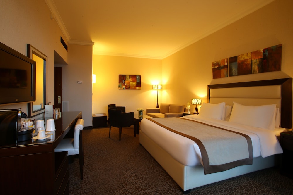 Lancaster Hotel Raouche 16/68