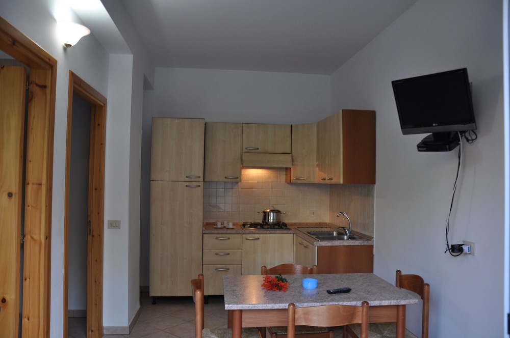 Residence Rosy Hotel 24/50