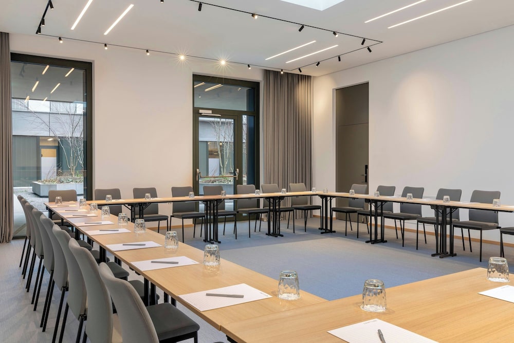 Courtyard By Marriott Biel/Bienne 44/50