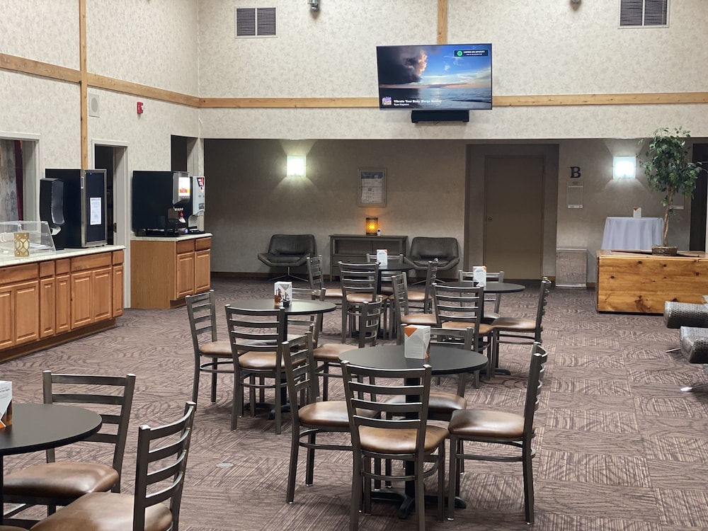 Quality Inn Frontier at US Hwy 30 24/34