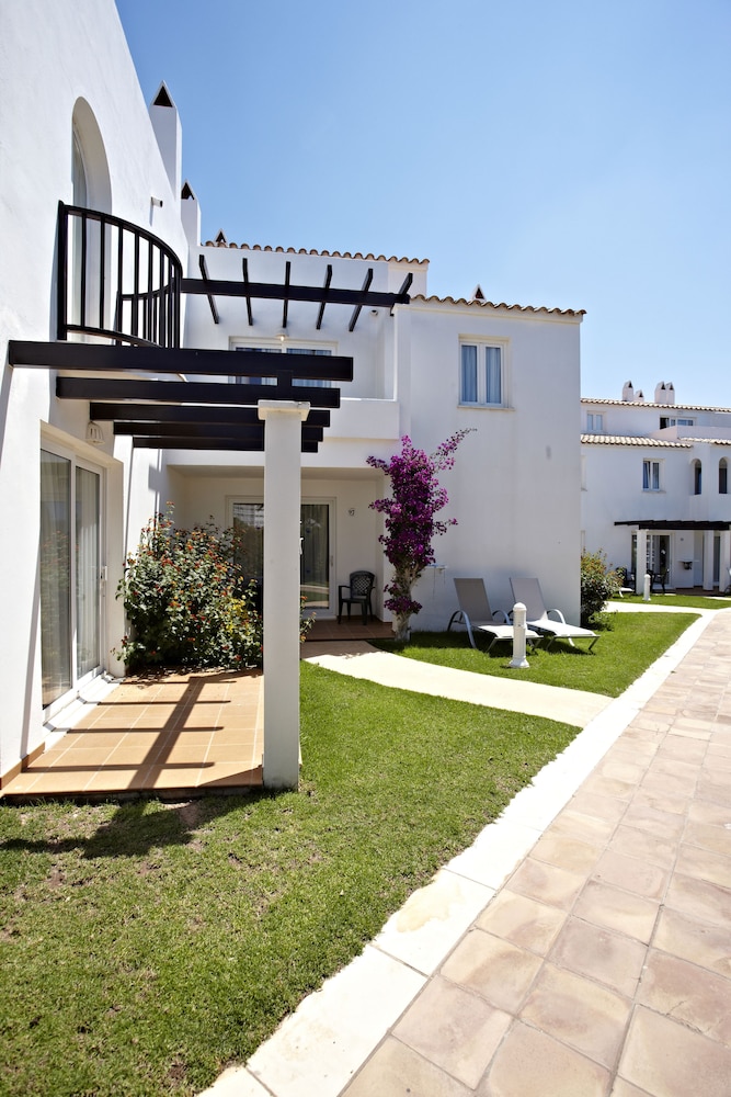 Grupotel Aldea Cala n Bosch 34/39