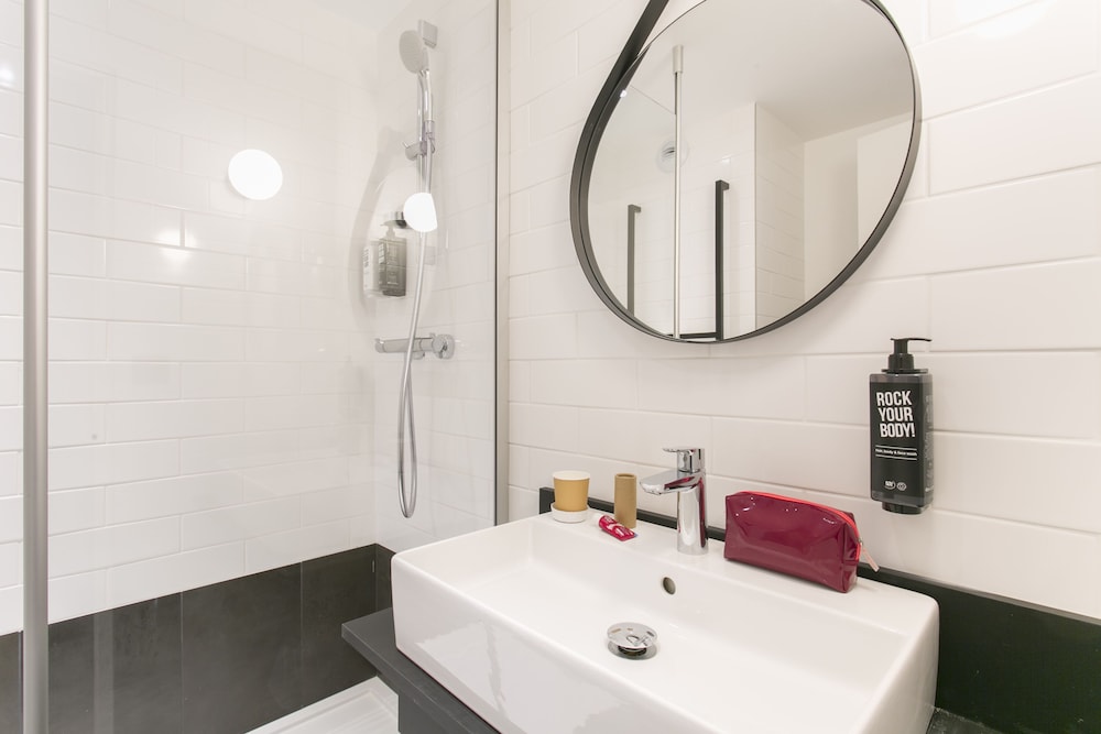 Ibis Avignon Sud 31/72