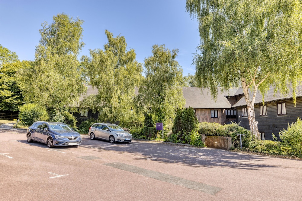 Premier Inn Tonbridge 44/52