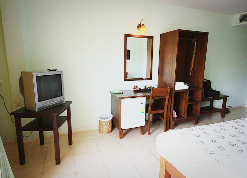 Bacchus Home Resort 50/77