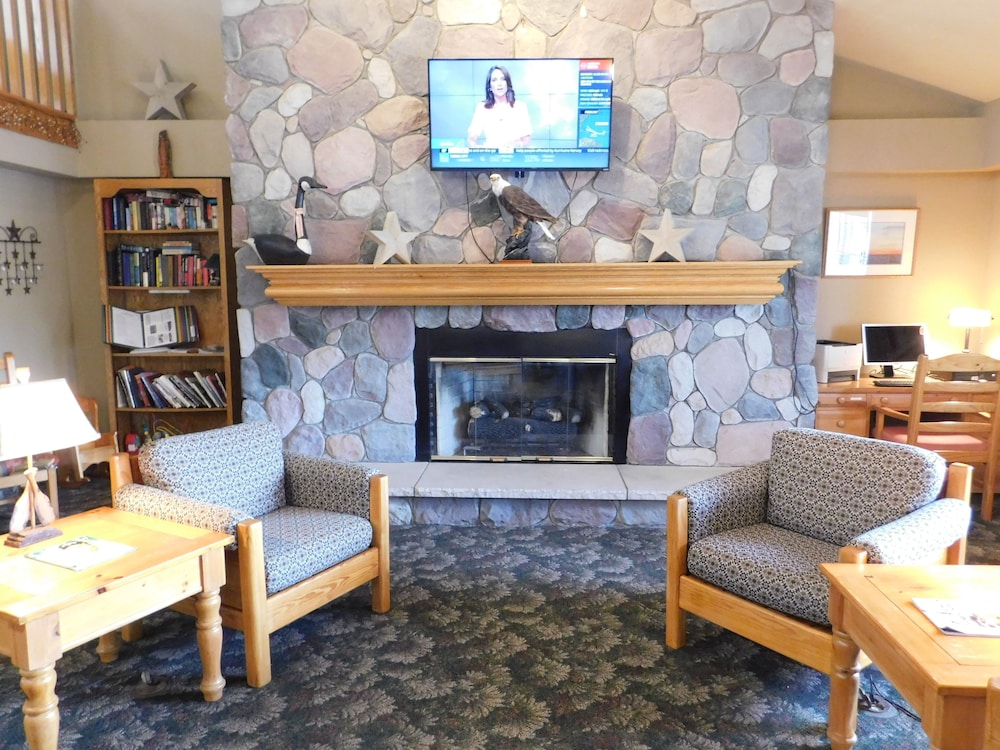 Americinn By Wyndham Oscoda Near Ausable River 10/40
