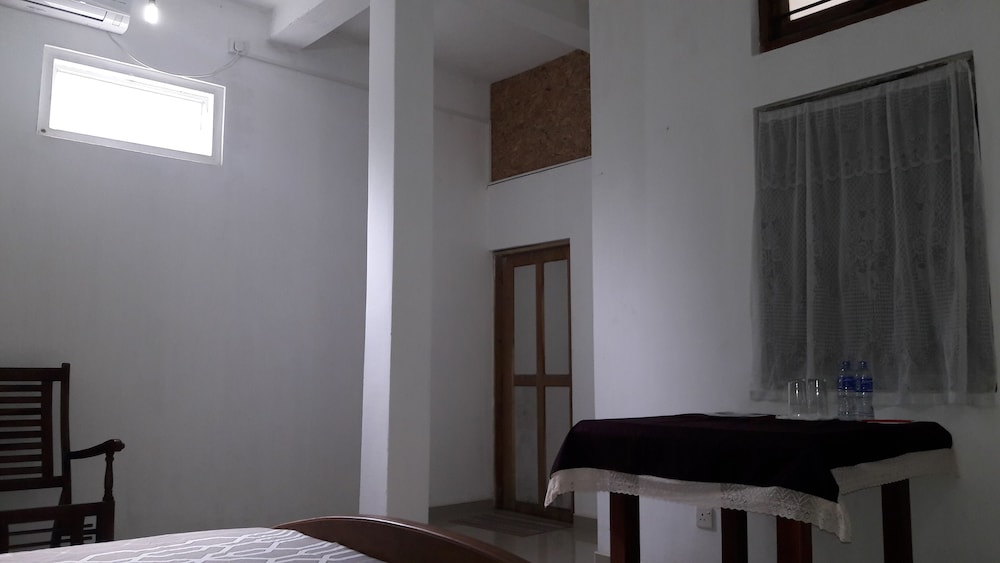 Rooms One Five Four 13/17