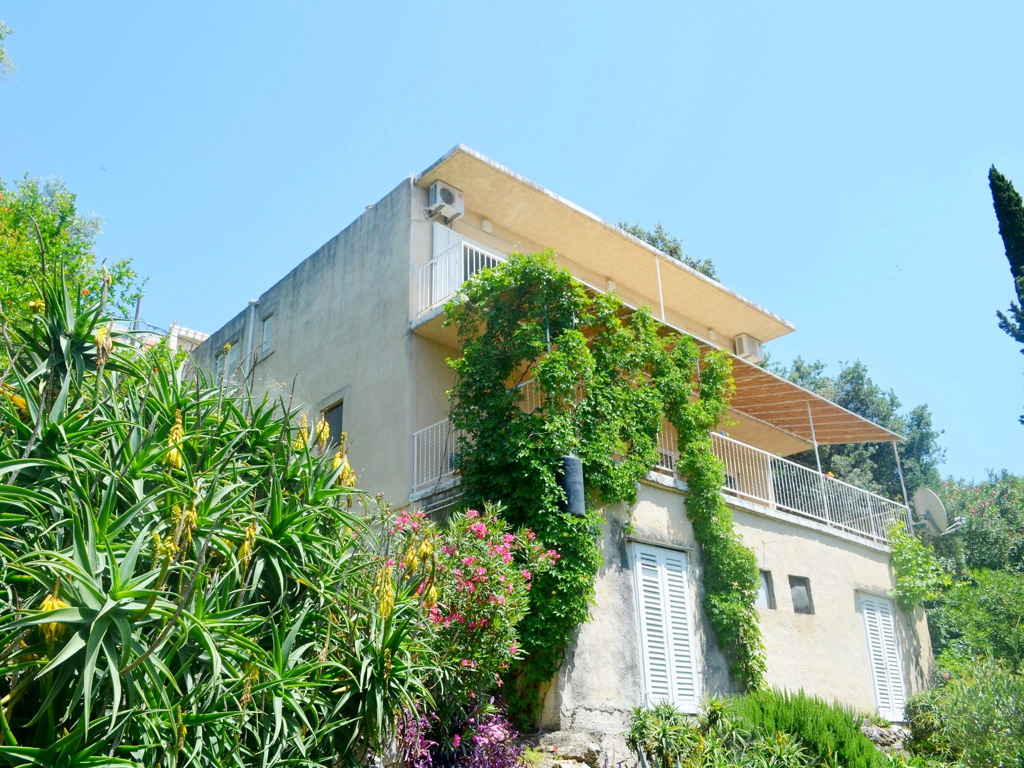 Apartments Martiva 4/42