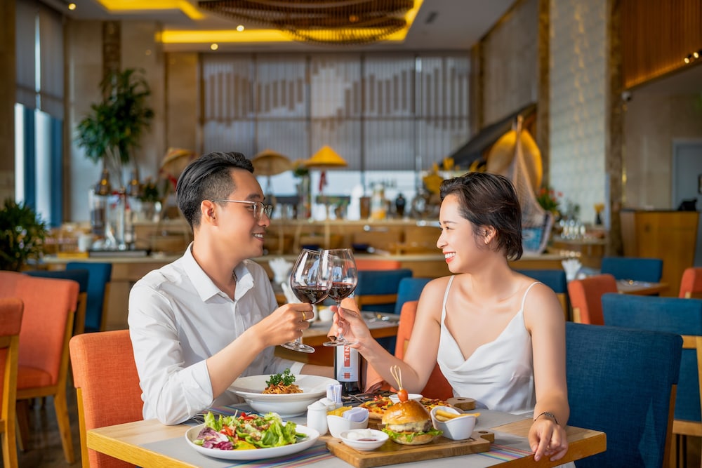 Sala Danang Beach Hotel 57/75