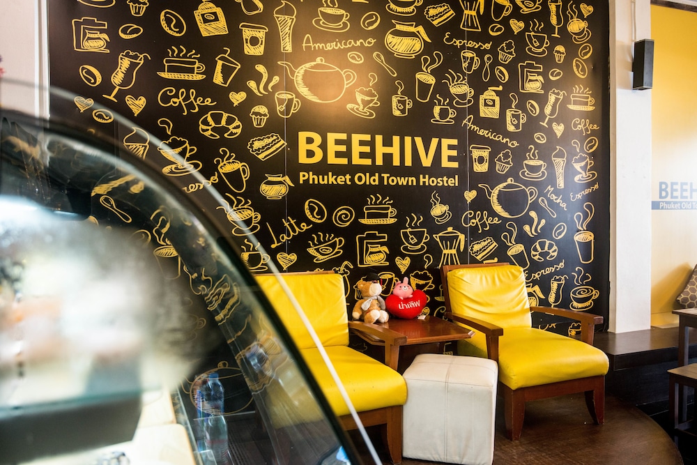 Beehive Phuket Old Town - Hostel 58/64