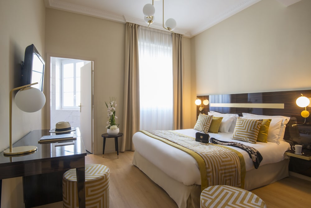 Comfort, Double Bed, Mountain Side