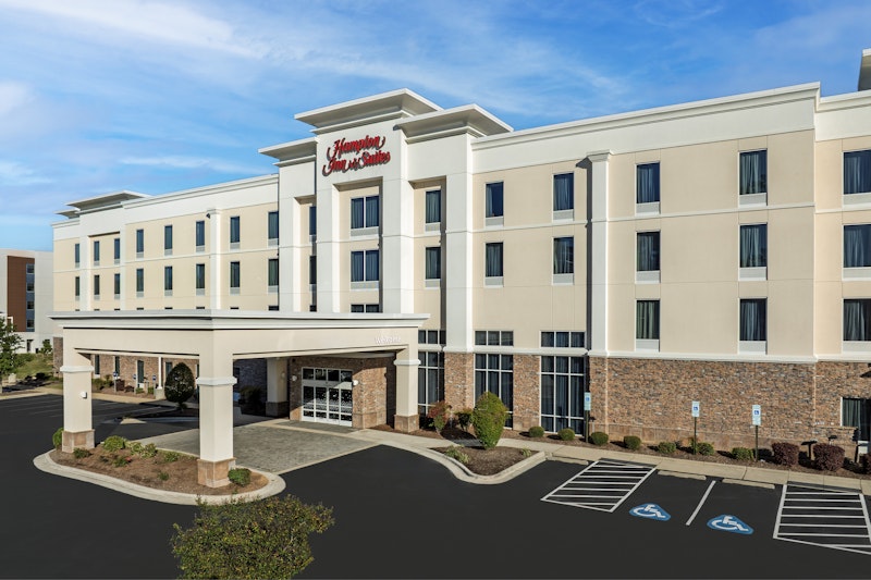Hampton Inn & Suites Fayetteville 6/46