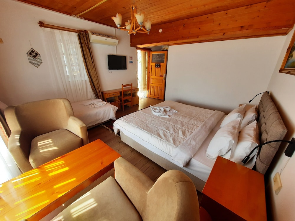 Ali Babas Guesthouse 13/42