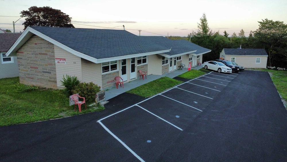 Regent Motel 34/50