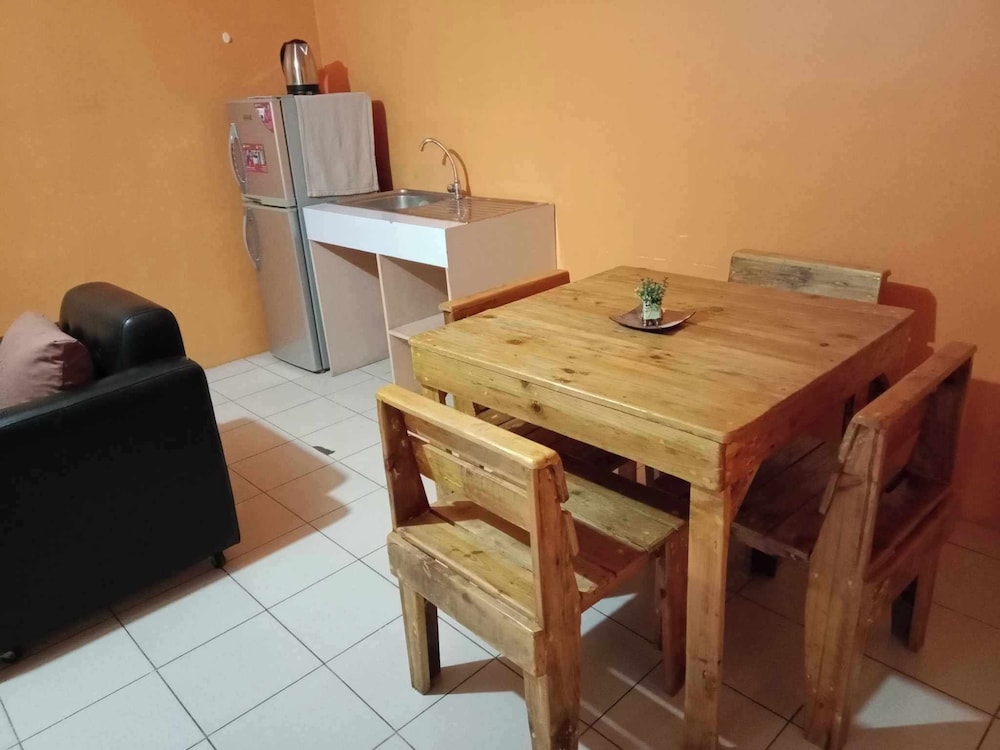 1St Street Park Apartelle 46/55