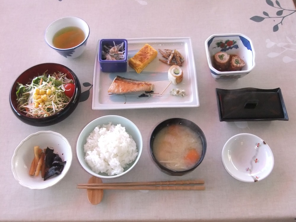 Kawaguchiko Station Inn 55/63