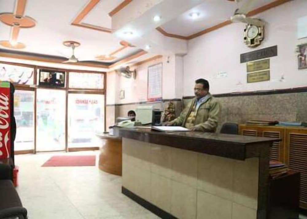 Hotel Delhi Regency 7/63