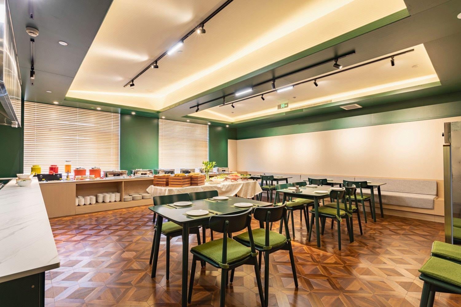 Aite Community Hotel (Capital Airport New China Exhibition Store) 19/22
