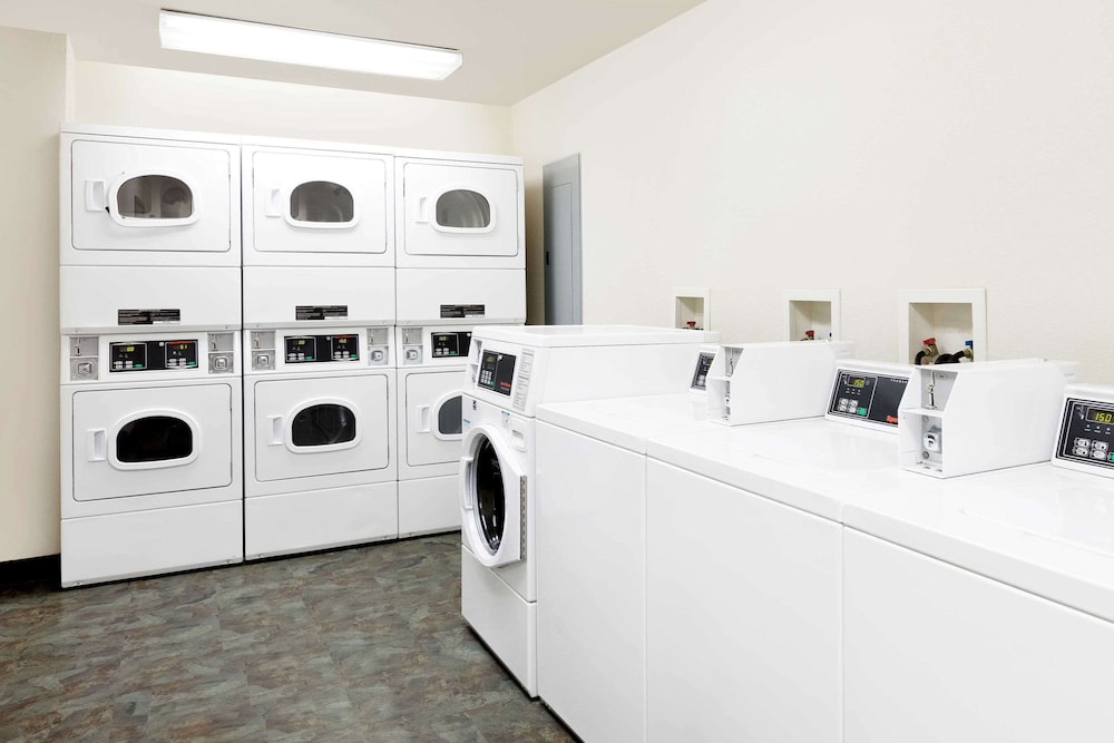 WoodSpring Suites Tyler Rose Garden 6/23