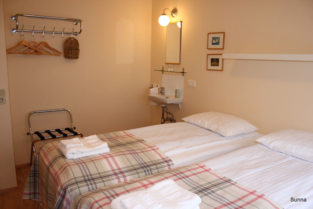 Guesthouse Sunna 24/60