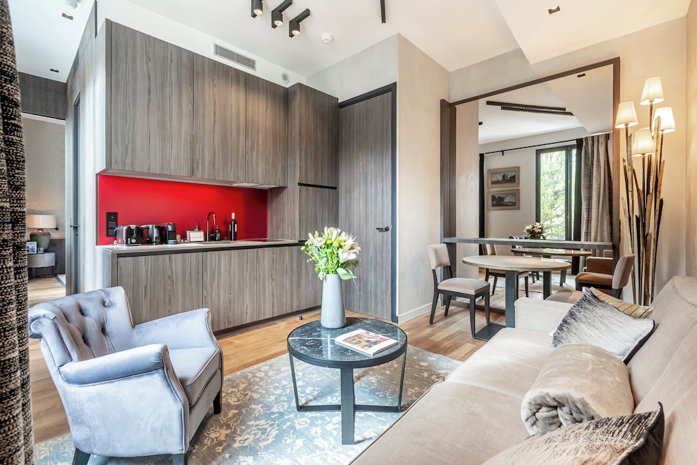Maison Boissiere Barnes Residences 26/43