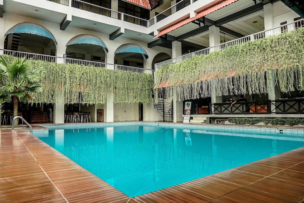 Airlangga Hotel 3/62