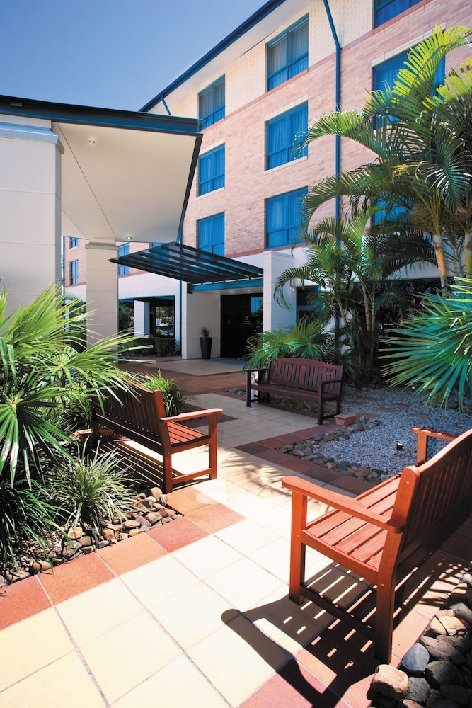 Mercure Brisbane Garden City 6/67