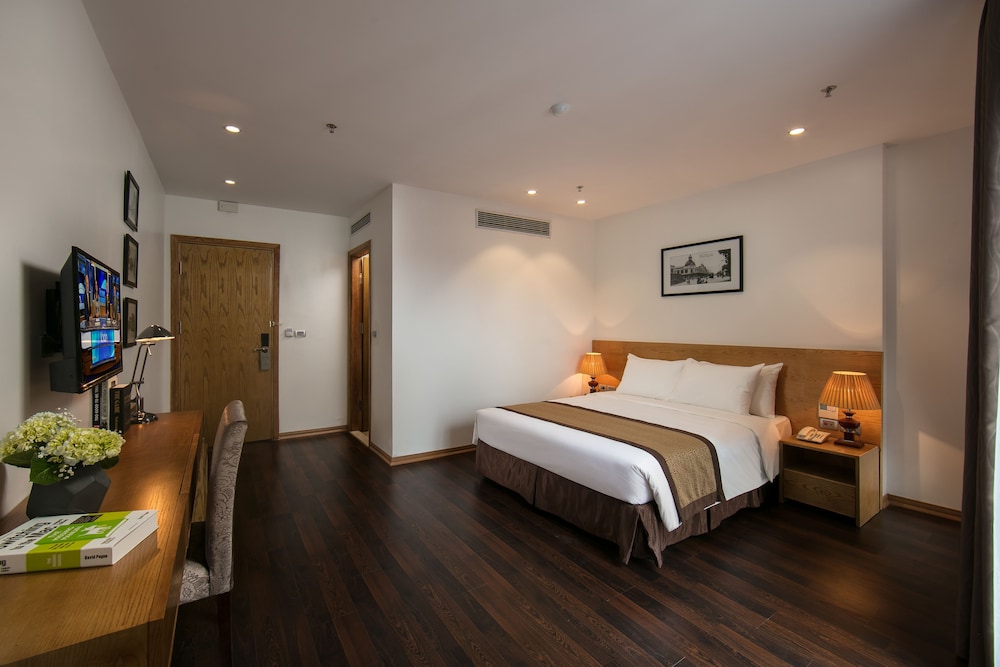 Sunline Paon Hotel 12/50