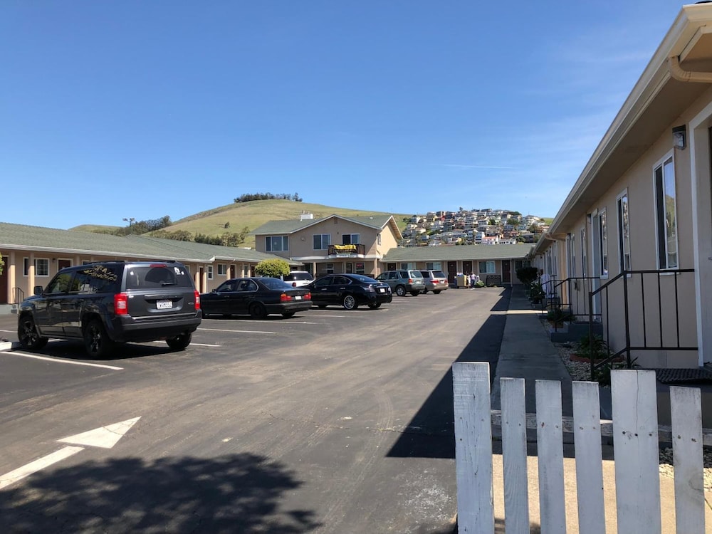 Holland Inn And Suites 33/51