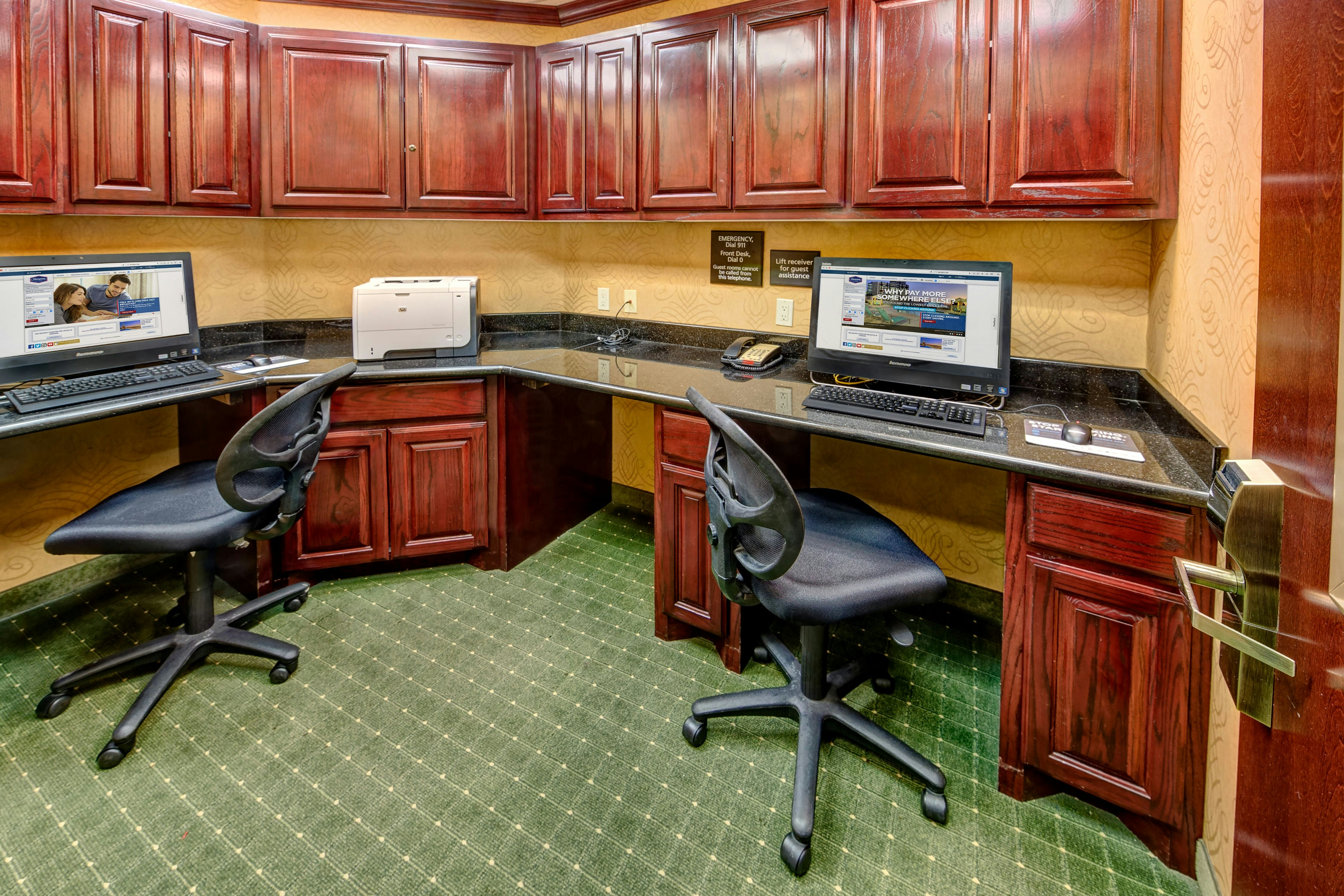Hampton Inn and Suites Corsicana 51/62