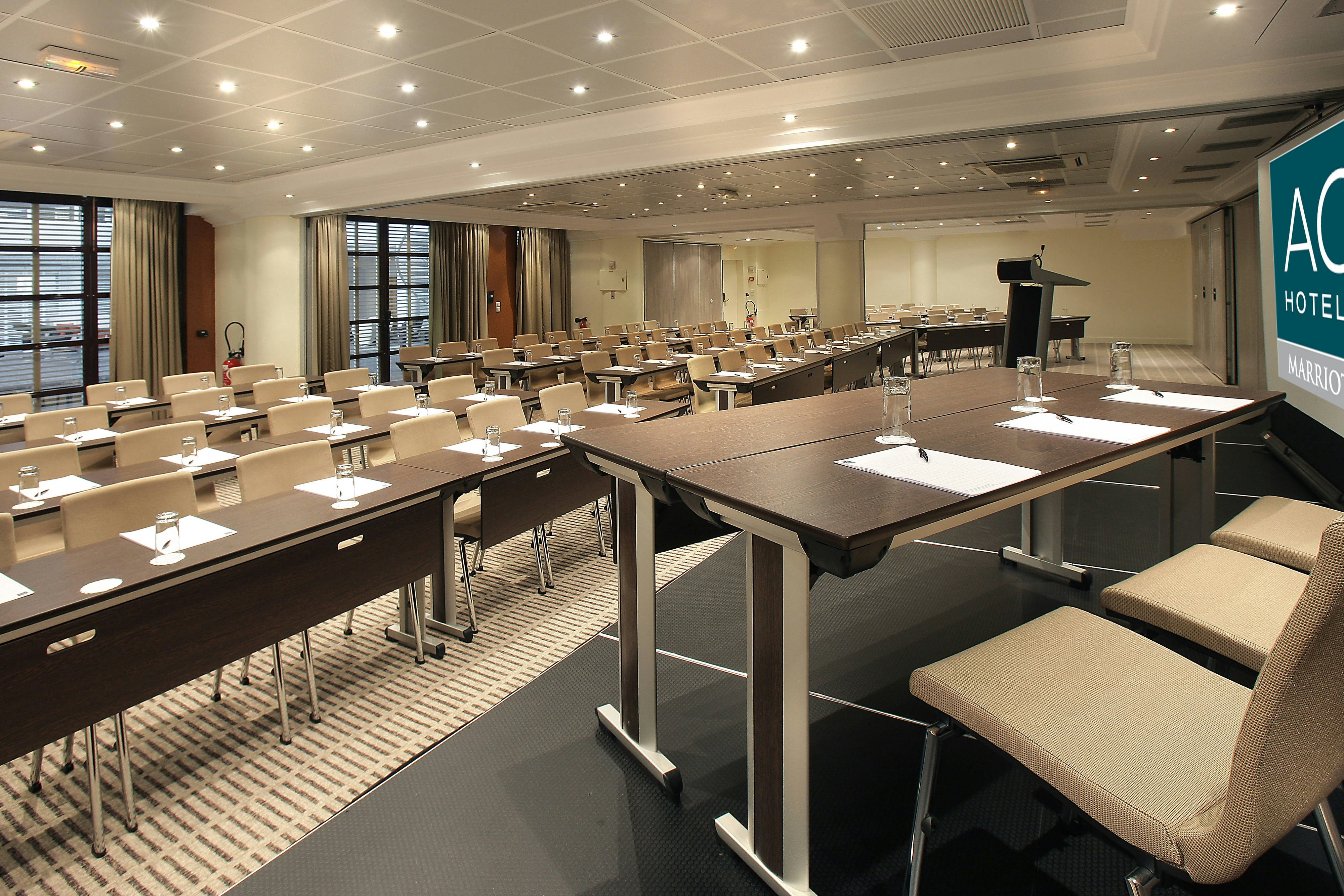 AC Hotel by Marriott Ambassadeur Antibes - Juan Les Pins 40/51